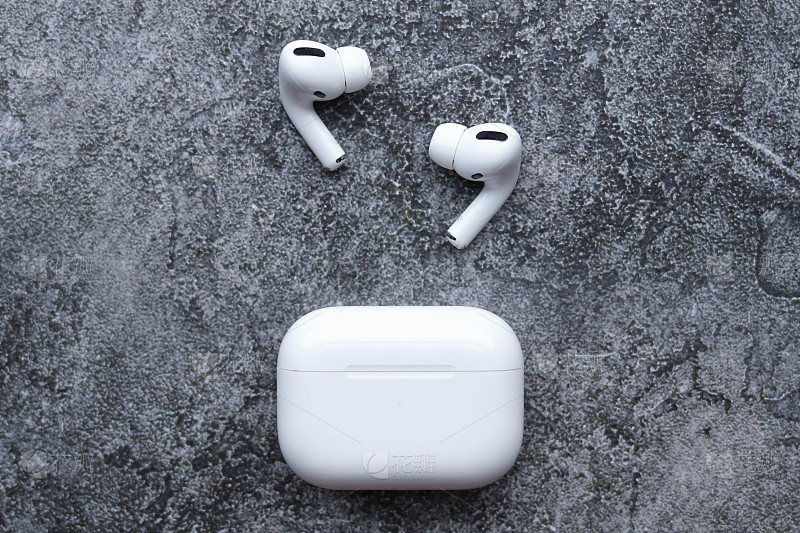 藍牙耳機.jpg 藍牙耳機.jpg